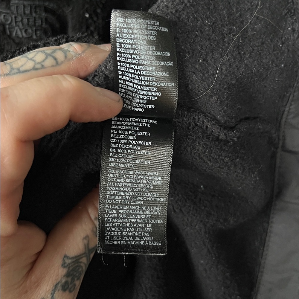 The North Face Osito Black Fleece Womens Medium - Picture 3 of 4